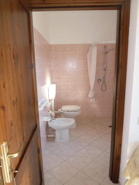 Agriturismo Vaddidulimu Luogosanto Ruang foto